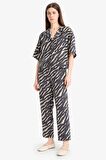DeFacto Carrot Fit Zebra Desenli Modal Kumaş Pantolon Çift Cepli Yüksek Bel Düz Paça E6360AX25SPBK81