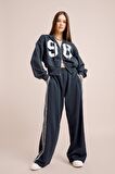 DeFacto Coool Oversize Geniş Kalıp Kapüşonlu Baskılı Kalın Fermuarlı Sweat Hırka E5462AX25SMNV241