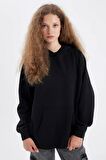 DeFacto Oversize Geniş Kalıp Kapüşonlu Kanguru Cepli Kalın Basic Düz Sweatshirt C7805AX24WNBK81