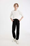 DeFacto Erkek Çocuk Beli Bağcıklı Lastikli Paça Cepli Basic Düz Siyah Jogger Gabardin Pantolon A9395A824WNBK81