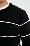 DeFacto Standart Fit Normal Kesim Bisiklet Yaka Çizgili Triko Kazak D3588AX24WNBK27
