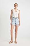 DeFacto Mom Fit Yüksek Bel Paça Ucu Kesik Jean Şort C0680AX24HSNM39