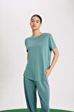 DeFactoFit Oversize Premium Bisiklet Yaka Sporcu Kısa Kollu Tişört B5536AX24SPGN1191