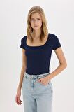 Slim Fit Dar Kesim Yuvarlak Yaka Basic Düz Fitilli Kaşkorse Kısa Kollu Tişört