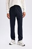 DeFactoFit Sporcu Jogger Eşofman Altı Slim Fit Dar Kesim Standart Paça Skuba Dalgıç Kumaş Beli Lastikli E3931AX24WNNV253