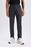 DeFactoFit Sporcu Jogger Eşofman Altı Slim Fit Dar Kesim Standart Paça Skuba Dalgıç Kumaş Beli Lastikli Düz Paça E3930AX24WNAR206