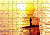 Cakapuzzle  Altın Rengi Güneş Okyanus ve Sahildeki Kız Puzzle Yapboz MDF Ahşap