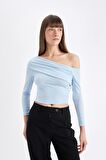 DeFacto Slim Fit Dar Kesim Omuzu Açık Basic Düz Uzun Kollu Bluz D4559AX24AUBE745