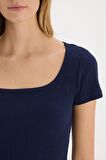 Slim Fit Dar Kesim Yuvarlak Yaka Basic Düz Fitilli Kaşkorse Kısa Kollu Tişört