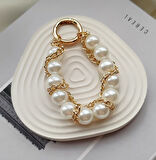 Zarif İnci ve Gold Zincirli Çanta Charmı ve Anahtarlık – Şıklığı Tamamlayan Aksesuar