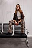 DeFacto Coool Straight Fit Kareli Kumaş Pantolon Kareli Normal Bel E7752AX25SPBN468