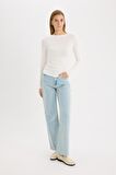 DeFacto Slim Fit Dar Kesim Bisiklet Yaka Basic Düz Soft Touch Uzun Kollu Tişört E5884AX25SPER105