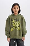 DeFacto Kız Çocuk Oversize Geniş Kalıp Kapüşonlu Baskılı Sweatshirt D1567A824WNKH210