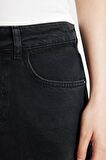 DeFacto Mom Fit Yüksek Bel Dar Paça Jean Şort C0685AX24SMNM40