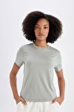 DeFactoFit Standart Fit Bisiklet Yaka Sporcu Basic Düz Kısa Kollu Tişört D2296AX24AUKH418
