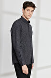 Erkek Beyaz-siyah Slim Fit Dar Kesim Düğmeli Yaka Pamuklu Baskılı Gömlek