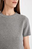 DeFacto Regular Fit Bisiklet Yaka Premium Basic Düz Kısa Kollu Triko Kazak C9049AX24WNGR66