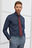 Erkek Lacivert Slim Fit Dar Kesim Italyan Yaka Armürlü Gömlek