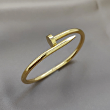 Chavin Gold Çelik Çivi Dizayn Bayan Bileklik dt48sr
