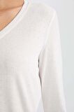 DeFacto Fall in Love Pijama Takım V Yaka Uzun Kollu Basic Düz Üst Kareli Beli Lastikli Alt C5438AX24AUBE553