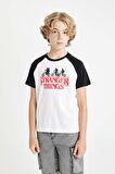 DeFacto Erkek Çocuk Stranger Things Bisiklet Yaka Kısa Kollu Tişört C0520A824SMWT32
