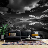 Siyah beyaz göl ve gökyüzü manzaralı Duvar Kağıdı