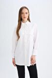 DeFacto Relax Fit Gömlek Yaka Poplin Basic Düz Uzun Kollu Beyaz Gömlek Tunik D4773AX24AUWT34