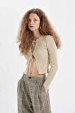 DeFacto Slim Fit Dar Kesim Bisiklet Yaka Bağcıklı Basic Düz Triko Hırka D4626AX24AUER103