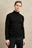 Erkek Siyah Tüylenme Yapmayan Anti Pilling Özellikli Standart Fit Tam Balıkçı Yaka Triko Kazak