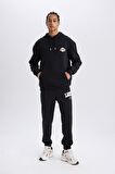 DeFactoFit NBA Los Angeles Lakers Boxy Fit Kapüşonlu Sırt Baskılı Kalın Sweatshirt A4114AX24WNBK81
