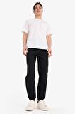 DeFacto Jogger Slim Fit Dar Kesim Beli Bağcıklı Gabardin Pantolon D8607AX25SPBK81