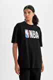 DeFactoFit NBA Wordmark Boxy Fit Bisiklet Yaka Kısa Kollu Tişört Z9313AZ24AUBK81