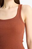 Slim Fit Dar Kesim Basic Düz Yuvarlak Yaka Fitilli Kaşkorse Atlet