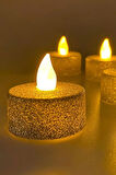 Dekoratif 4 Adet LED Tealight Mum Alev Yanma Efektli Led Işıklı Mum Dekor Alevsiz Mum Altın Renk