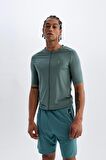 DeFactoFit Slim Fit Dar Kesim Bisiklet Yaka Fermuarlı Ağır Kumaş Sporcu Kısa Kollu Tişört B5144AX24SPGN1191