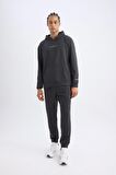 DeFactoFit Standart Fit Kapüşonlu Arma Baskılı Kanguru Cepli Skuba Dalgıç Kumaş Sporcu Sweatshirt D1892AX24AUAR231