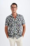 DeFacto Regular Fit Yazlık Polo Yaka Desenli Kısa Kollu Gömlek D4547AX24SMBG415