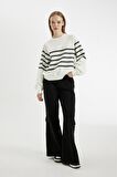 DeFacto Coool Oversize Geniş Kalıp Bisiklet Yaka Çizgili Kalın Sweatshirt C8193AX24WNWT32