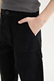 DeFacto Erkek Çocuk Loose Fit Standart Paça Kargo Cepli Basic Düz Gabardin Siyah Pantolon C7580A824WNBK81