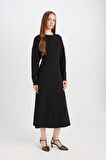DeFacto Relax Fit Bisiklet Yaka Krep Uzun Kollu Maxi Siyah Elbise D7485AX24WNBK81