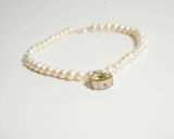 sade pearls kolye