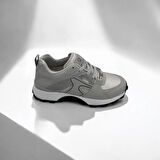 KADIN GÜNLÜK KONFORLU VE ŞIK SNEAKER