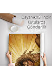 Aslanlarla Oturan Sarışın Vahşi Kadın Duvar Örtüsü - Halısı