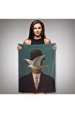 Rene Magritte Melon Şapkalı Adam Sürreal Duvar Örtüsü - Halısı-6210
