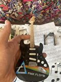 Elektro Gitar El Yapımı Ahşap Minyatür Hediyelik Biblo 25 cm 8 Pink Floyd Dark Side Of The Moon Fender 