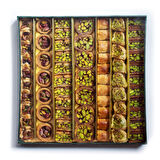 Antep Fıstıklı Kadayıflı Karışık Baklava Kutusu 800 G