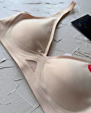 Eleanor Önü ve Yanı Dantel Detaylı Dikişsiz Lazer Kesim İnce Askılı V Yaka Hafif Destekli Sütyen