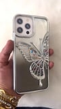  İphone 13 Pro Max uyumlu Kelebek Figürlü Sulu ve İçi Simli Şeffaf Slikon Telefon Kılıfı