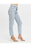 Kadın Açık Mavi Ön Conta Parcalı Mom Jeans Pantolon