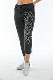 KADIN FÜME SOL BACAK NAKIŞLI BOYFRİEND MOM JEANS APNTOLON